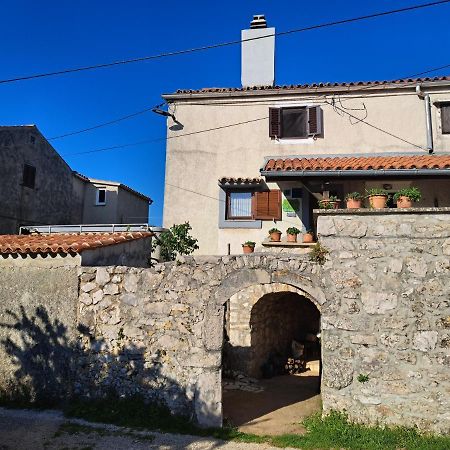 Holiday Home Pernata エクステリア 写真