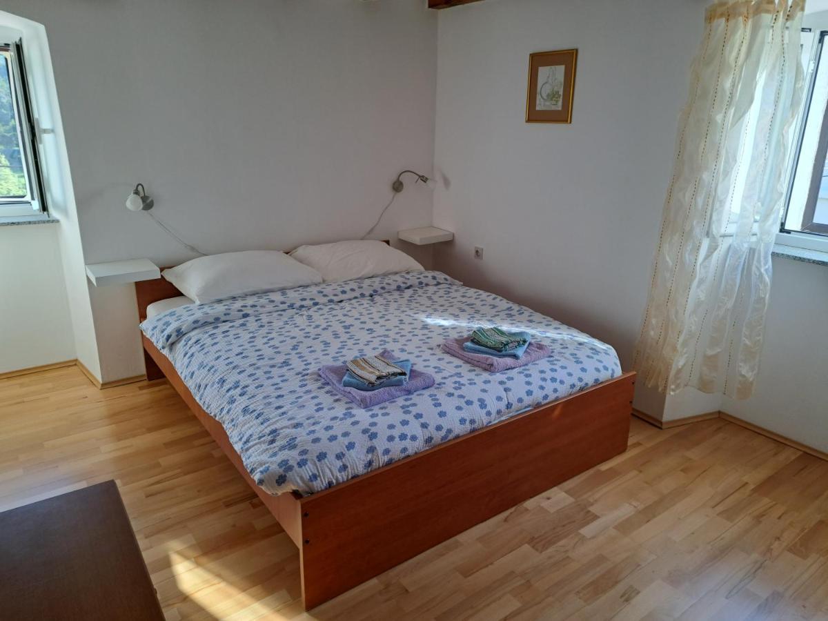 Holiday Home Pernata エクステリア 写真