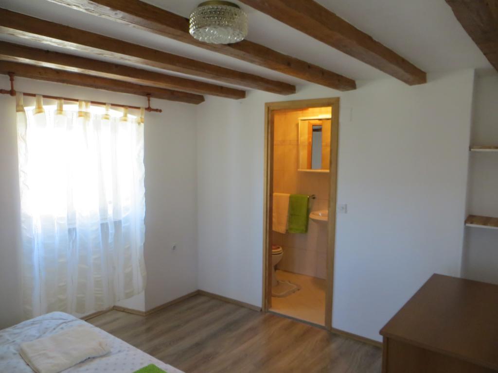 Holiday Home Pernata エクステリア 写真